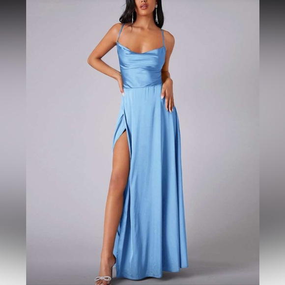 Elegant Blue Evening Gown